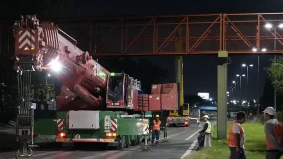 Un tramo de la autopista Dellepiane permanecerá cortada en ambos sentidos durante tres noches por obras de remodelación.