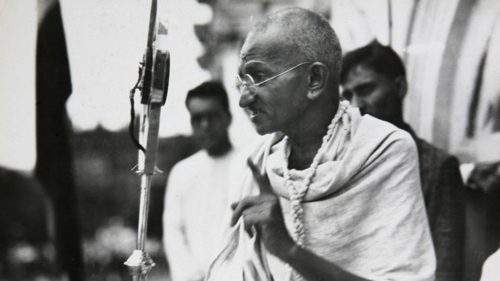 Mahatma Gandhi, por el camino de la paz.