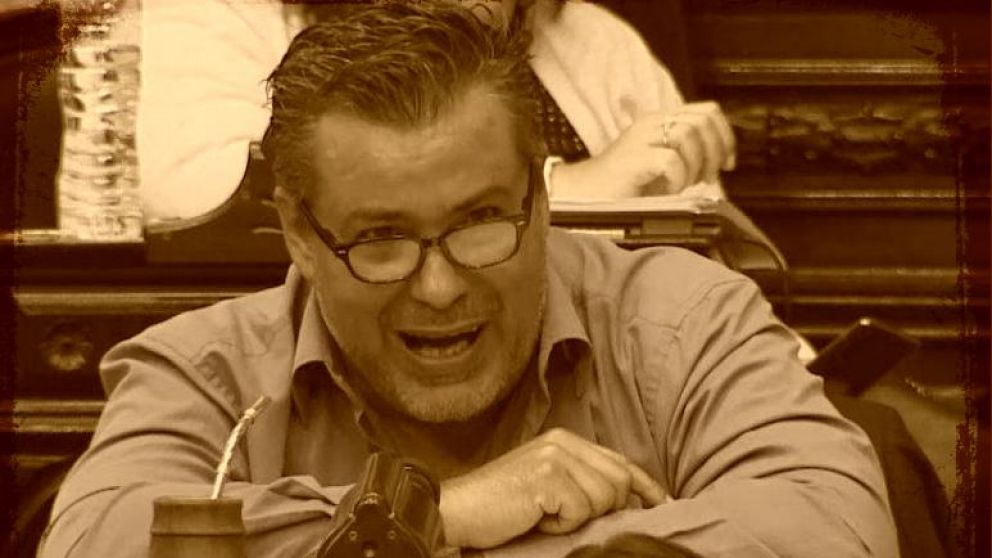 Juan Ameri en su banca de Diputados, una imagen que no se volverá a ver luego del episodio del jueves.