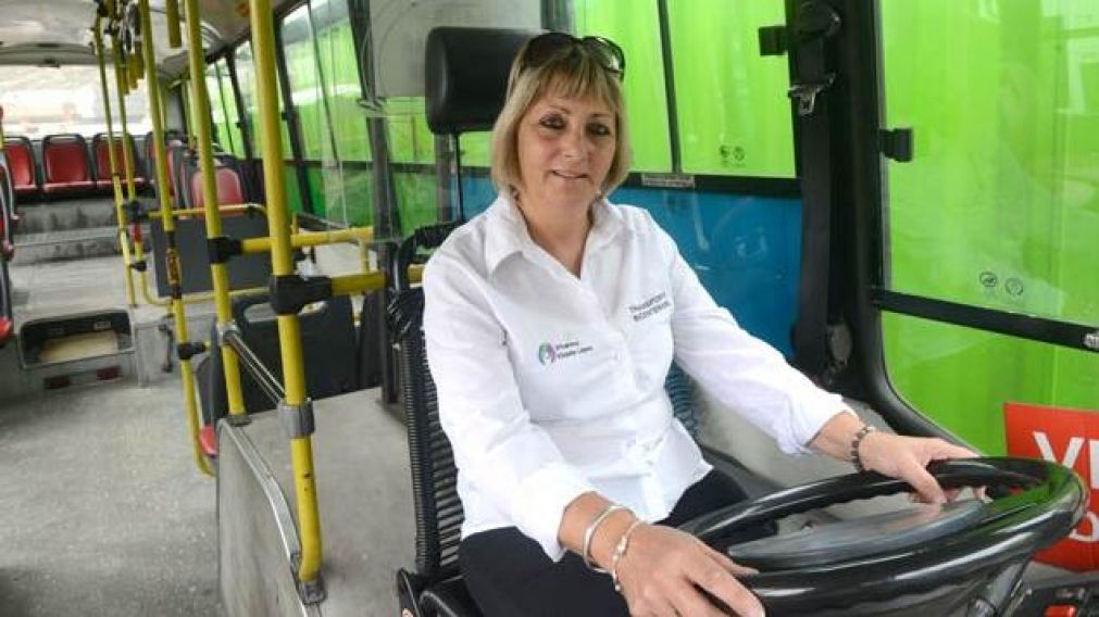Unas 500 mujeres al volante celebran hoy el d�a de las y los choferes de colectivo.