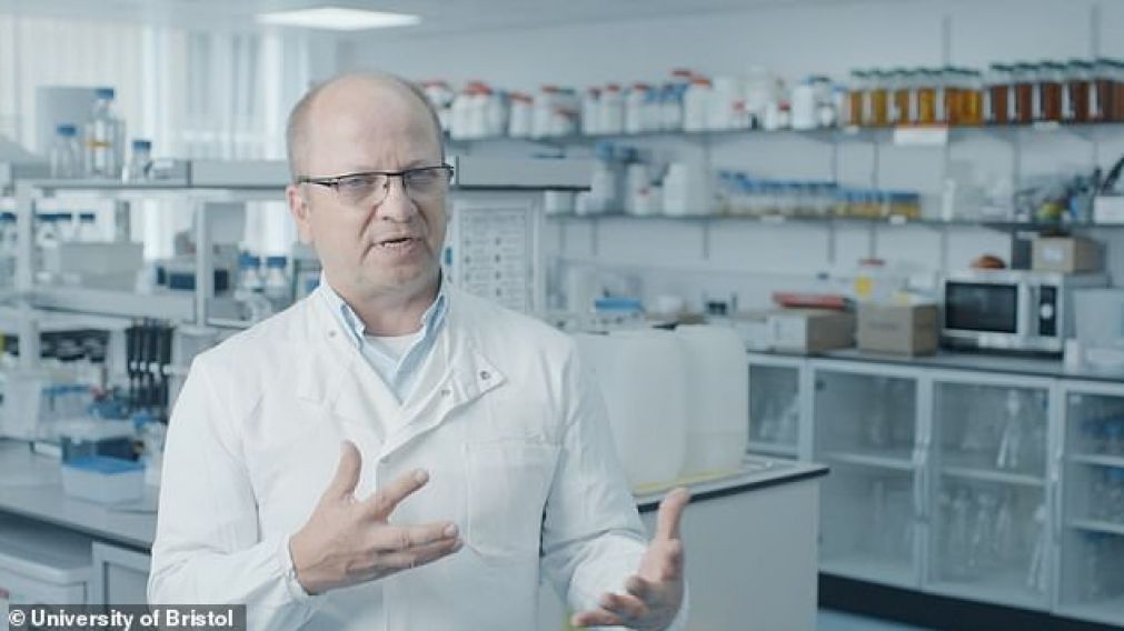 Profesor Imre Berger, cabeza de la investigación del descubrimiento que podría "modificar el juego" en la lucha contra el coronavirus