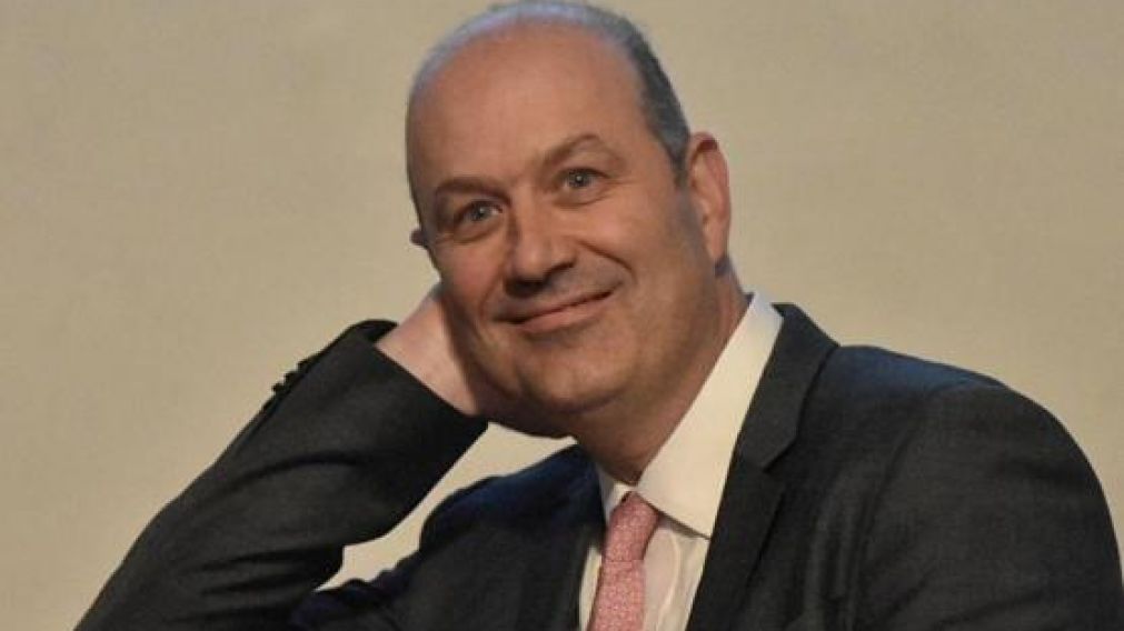 Sturzenegger criticó el endurecimiento del cepo al dólar