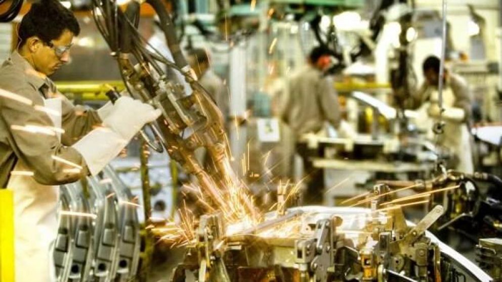 El uso de la capacidad instalada de la industria fue de 56,8% en julio.