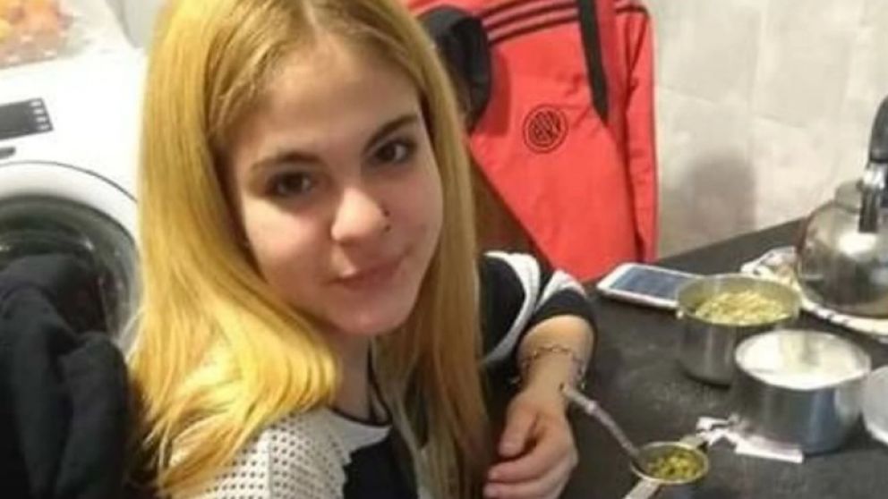 Ludmila Pretti, de 14 años, apareció asesinada debajo de una cama, en Francisco Álvarez.