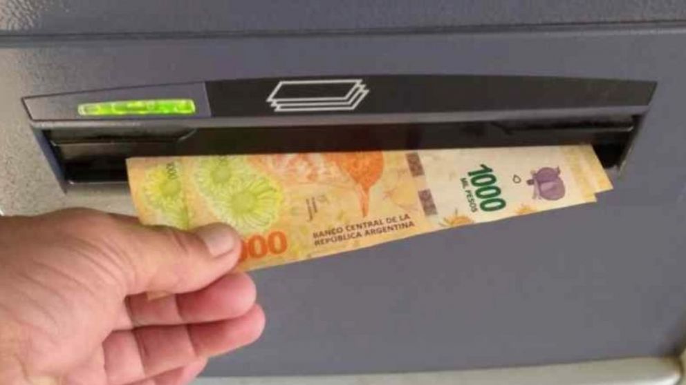 Las personas podrán cobrar el IFE de acuerdo al número en que termina el DNI (Imagen ilustrativa).