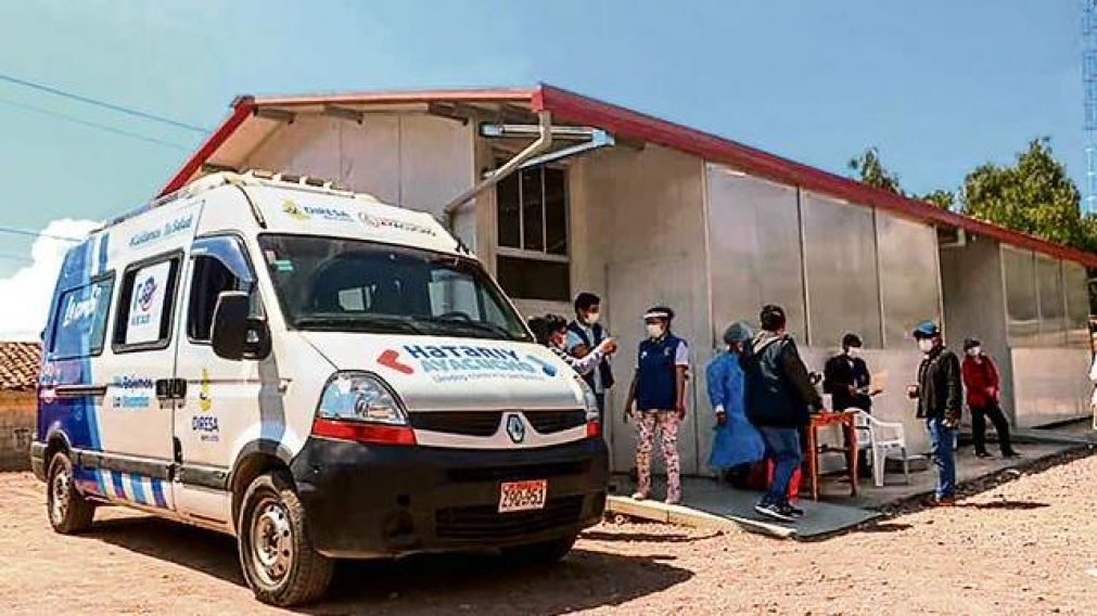 Una persona falleció y otras dos quedaron en terapia intensiva por ingerir dióxido de cloro.