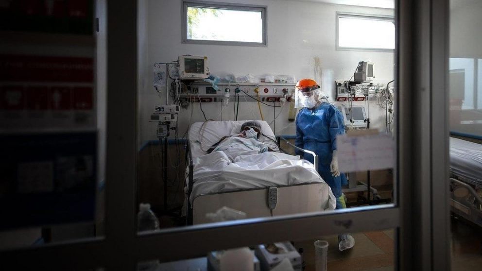 La Sociedad Argentina de Terapia Intensiva instó a los argentinos a reflexionar sobre las consecuencias de salir de sus casas (Archivo).