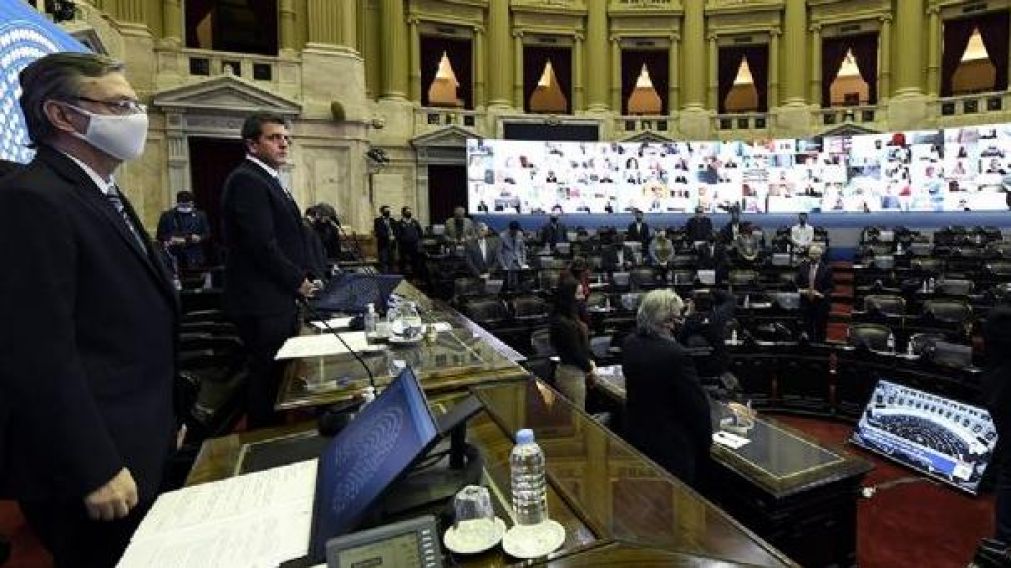 Hasta el último 7 de agosto se sesionó con un sistema mixto presencial-virtual. Massa quiere extenderlo al menos durante septiembre.