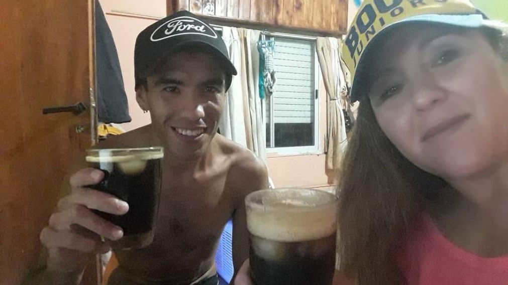 Facundo Astudillo, el joven desaparecido y su madre Cristina. 