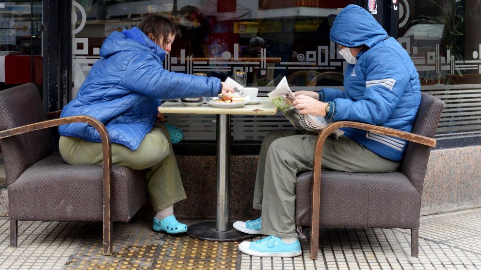 Desde el Ejecutivo porteño ya miran las próximas reaperturas comerciales. (Télam)