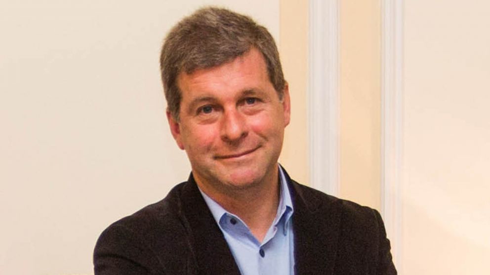 Esteban dirige el Museo Malvinas.
