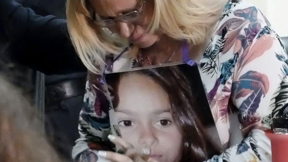 LABRADOR ESPERA QUE COMIENCE EL SEGUNDO JUICIO POR EL CRIMEN DE SU HIJA.