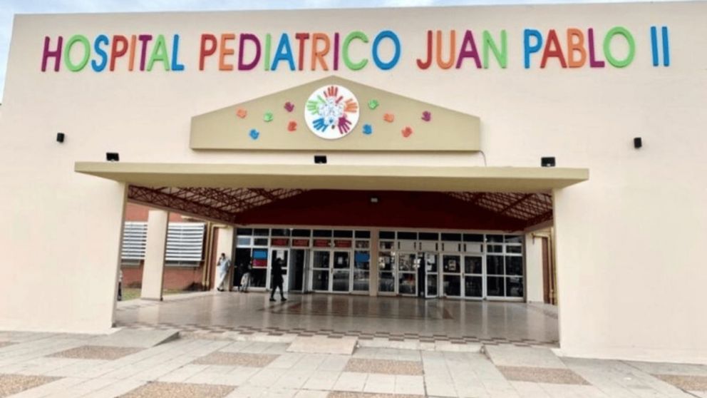 La menor fue trasladada al Hospital Juan Pablo II de Santo Tomé.
