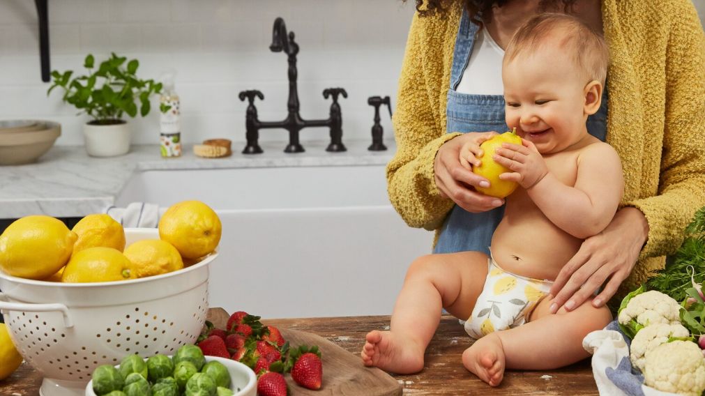 La vitamina C es indispensable para el desarrollo de los niños.