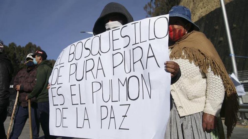 Vecinos de La Paz se manifestaron en contra de la creación de un cementerio para enfermos de covid-19.