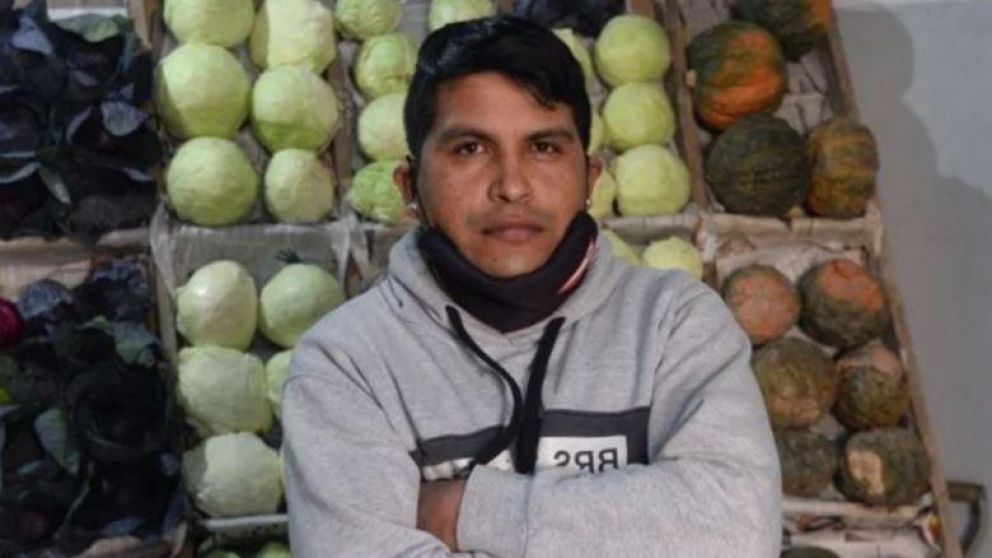 La clienta se comprometió a invitar al hombre a cenar cuando termine la pandemia.