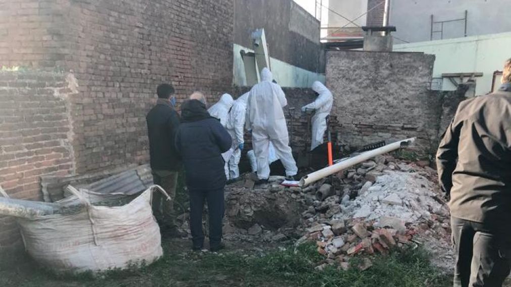 El cadáver de la mujer fue encontrado en una obra en construcción, donde trabajaba su ex pareja, en Junín (Gentileza La Verdad)..
