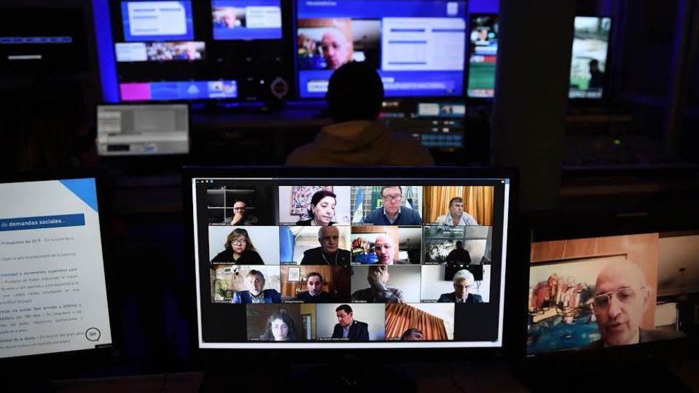 El debate virtual por la ampliación del Presupuesto 2020.