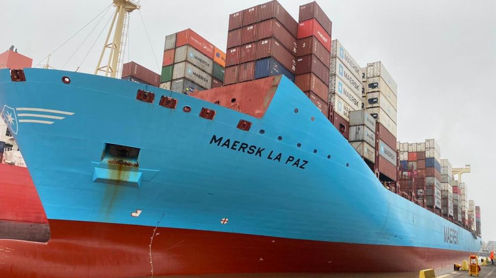 En este barco llegaron los insumos médicos para la provincia de Buenos Aires.