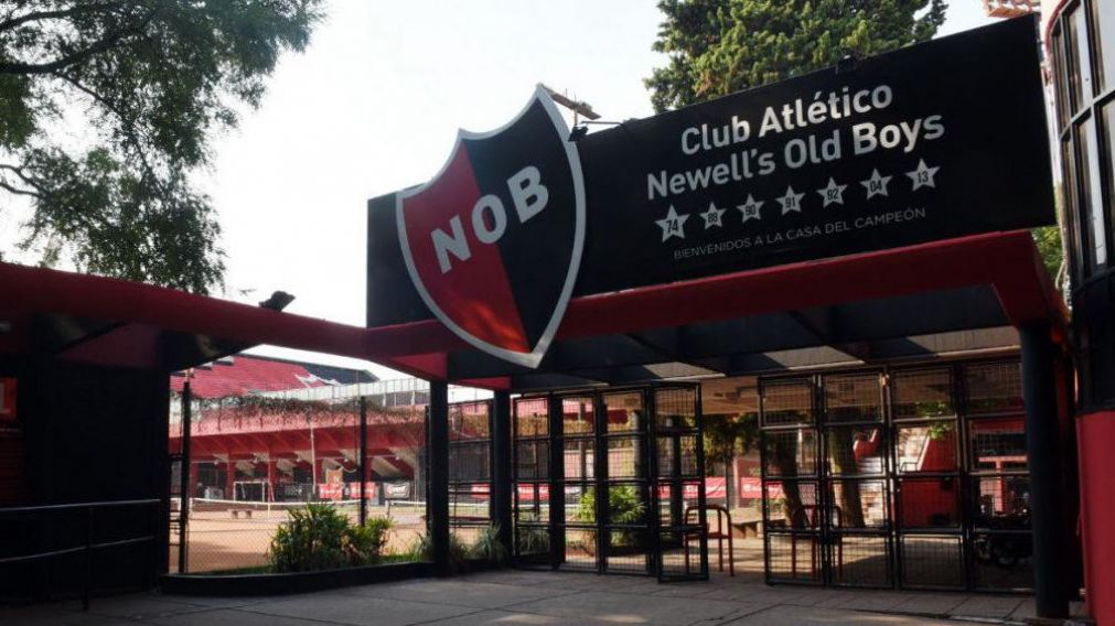 A partir de la denuncia, el Club decidió apartar al joven del plantel.