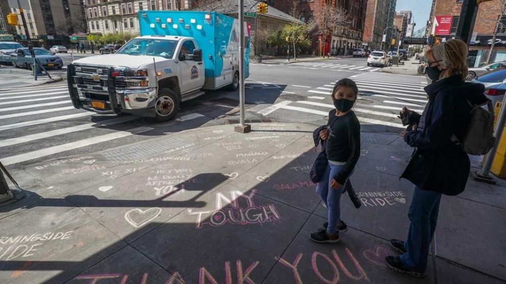 Nueva York habilitó la reapertura de escuelas.