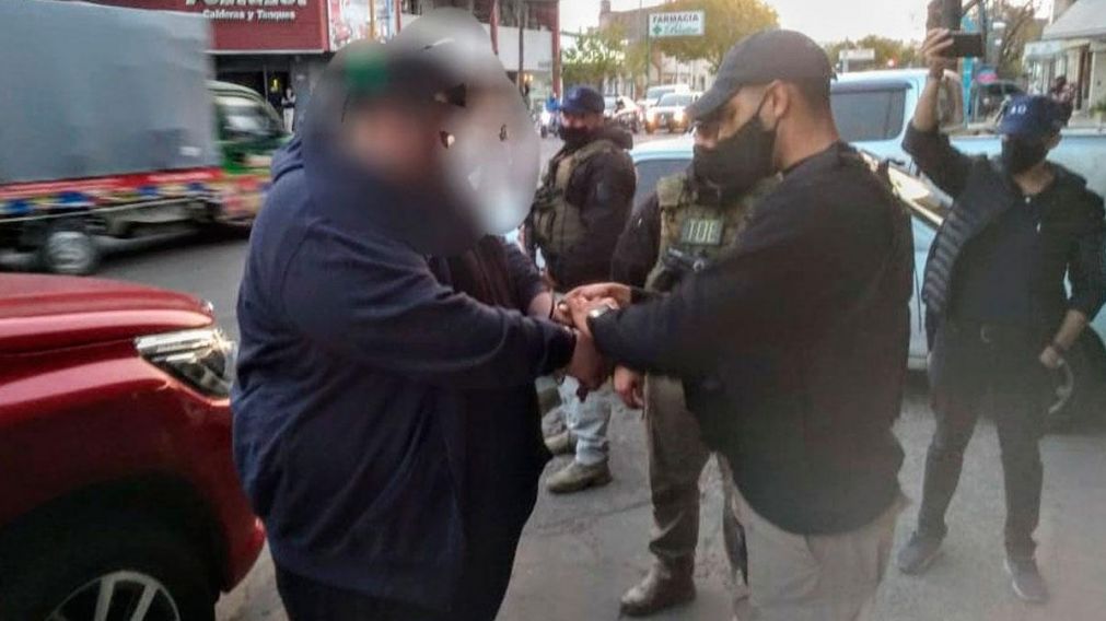 En los cinco allanamientos realizados, se secuestraron m�s de un mill�n de pesos.