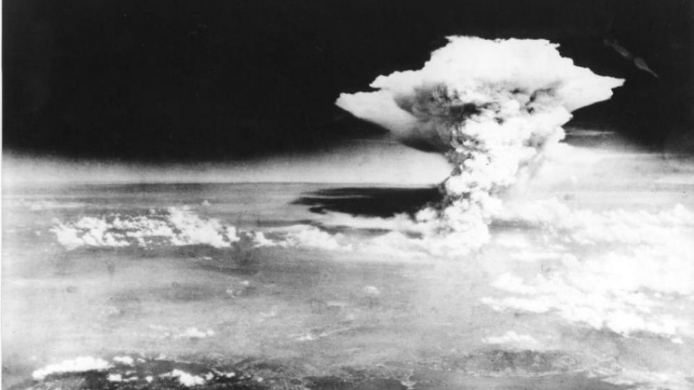 La bomba derritió cuerpos a 4000 grados.