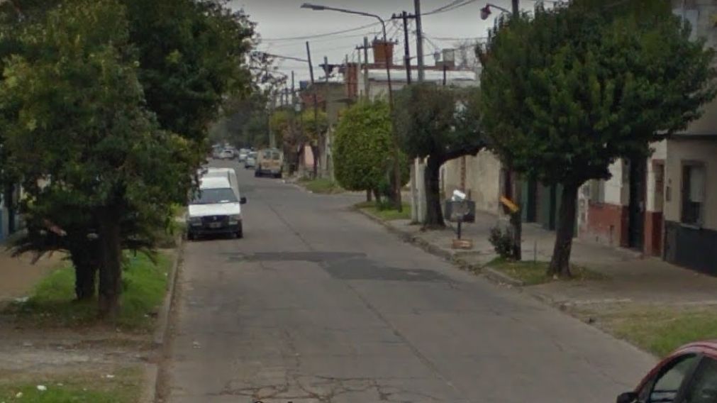 El sangriento hecho se produjo en este vecindario, en el oeste del conurbano bonaerense.