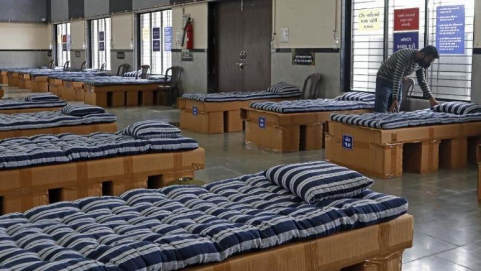 Convirti� su oficina en un hospital para pacientes de coronavirus.