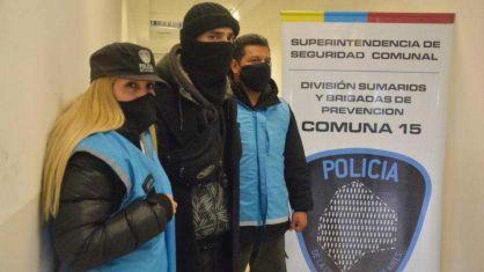 El acusado vive en situación de calle y tiene 44 años.