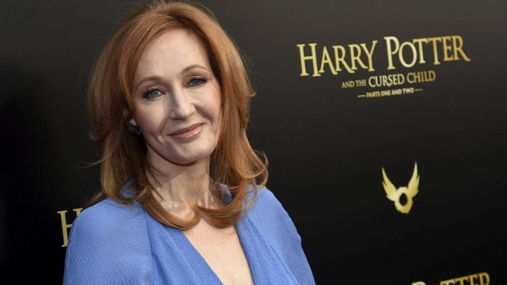Joanne Rowling creó a Harry Potter y su mundo.