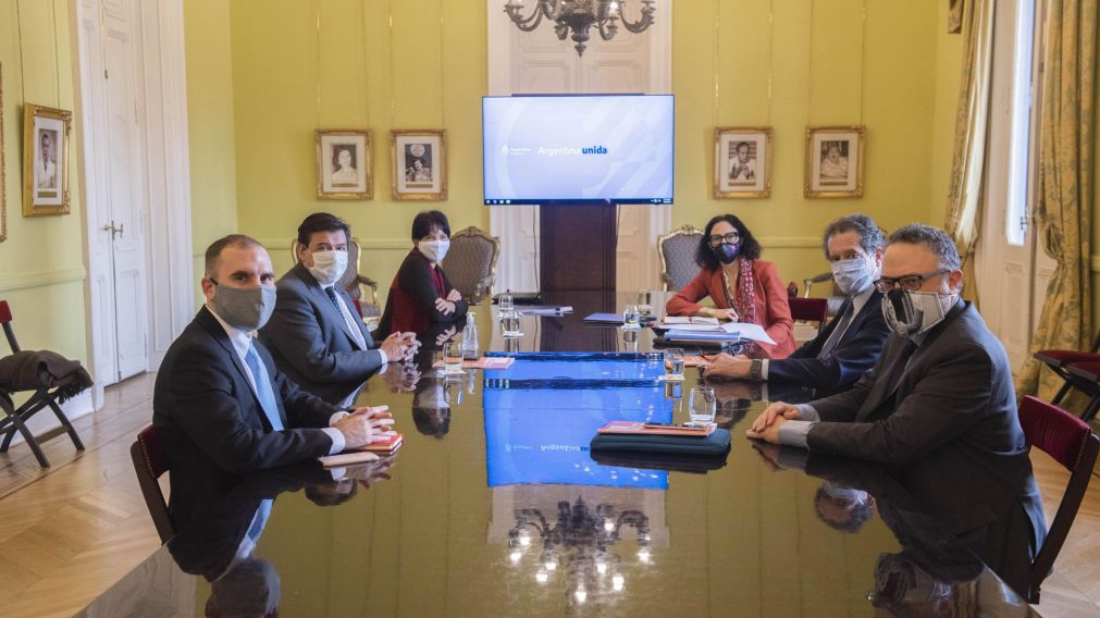 Funcionarios evalúan cómo continúa la ayuda estatal.