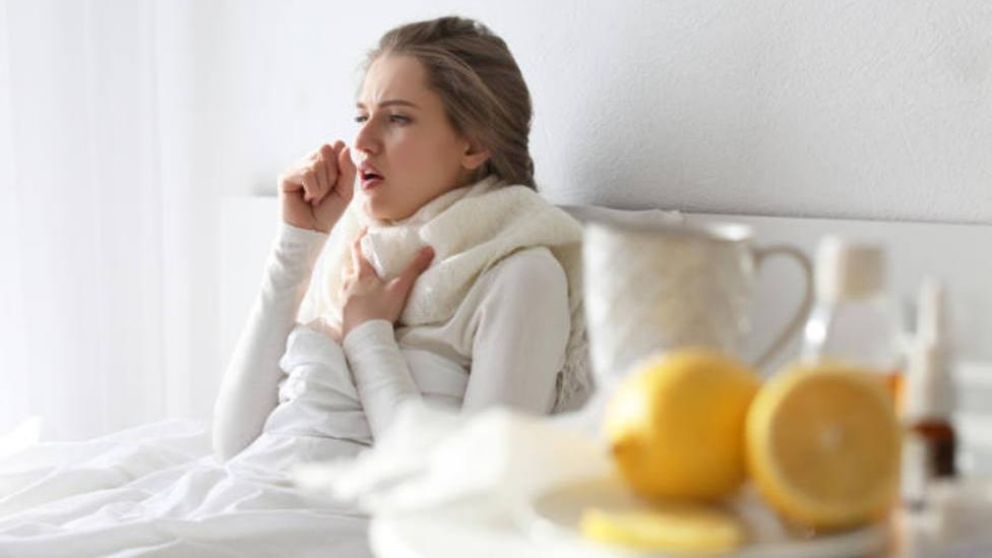 Las tos, uno de los cinco síntomas clave (Imagen ilustrativa).