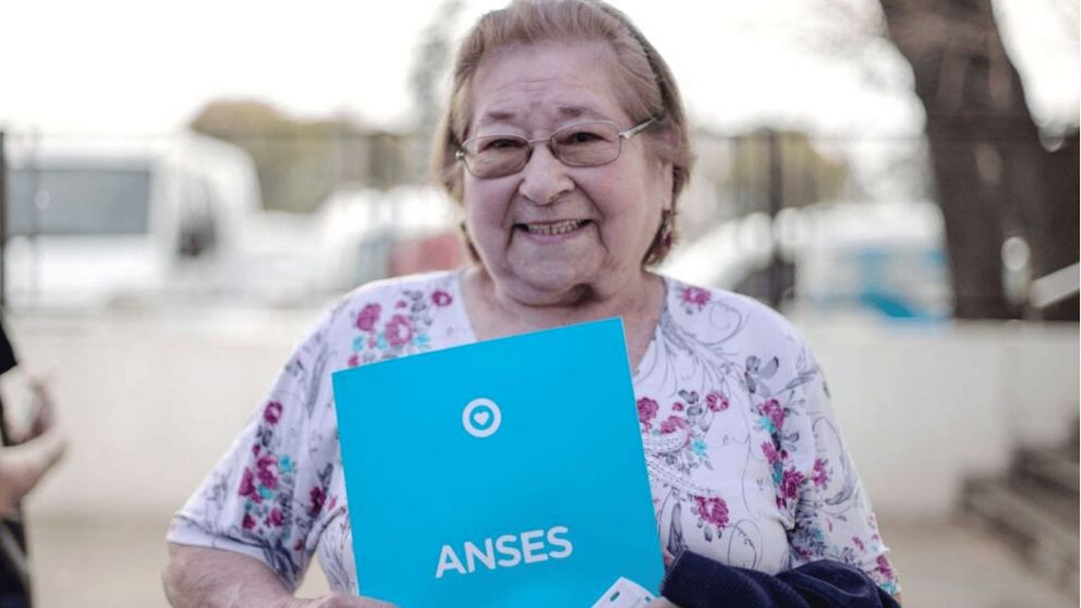 En diciembre, jubilados de ANSES recibirán nuevamente el bono extraordinario: ¿Quién pueden cobrarlo? (Imagen ilustrativa).
