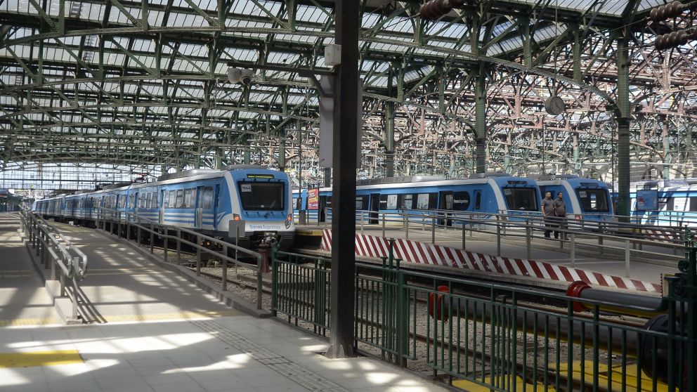 El objetivo es modernizar la flota ferroviaria del AMBA.