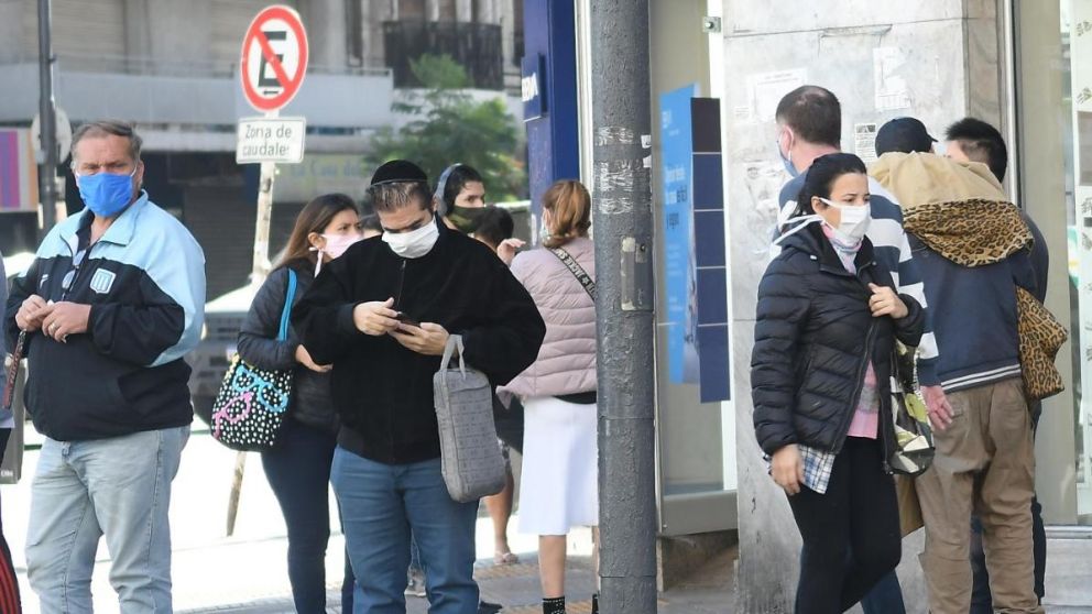 El nuevo reporte del Ministerio de Salud porteño sobre el impacto del coronavirus en la Ciudad (Rubén Paredes/Crónica).