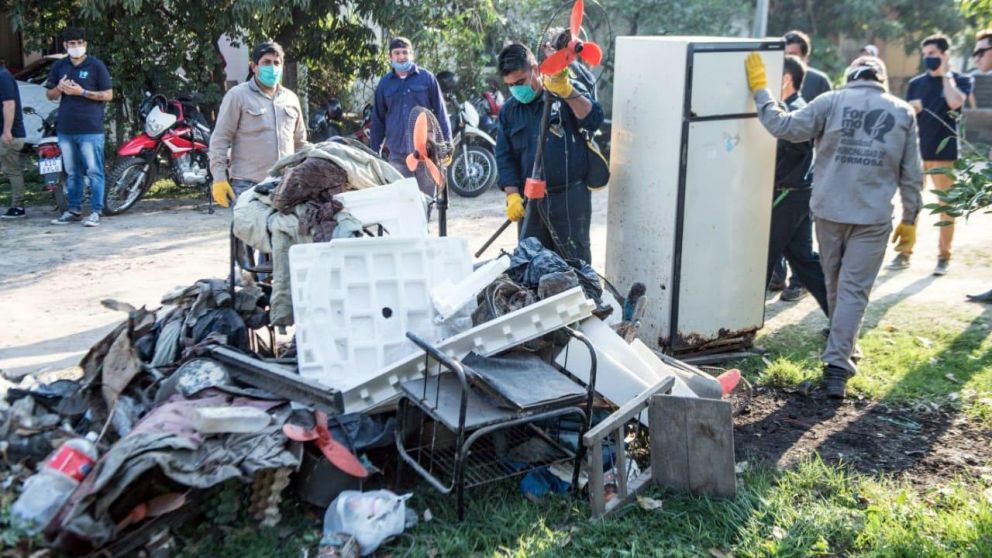 El programa implementado en Formosa se denomina "Descacharrizado y prevención contra el Dengue".