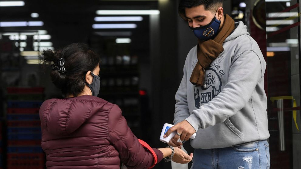 Coronavirus en Argentina: parte oficial vespertino del coronavirus. (Télam)