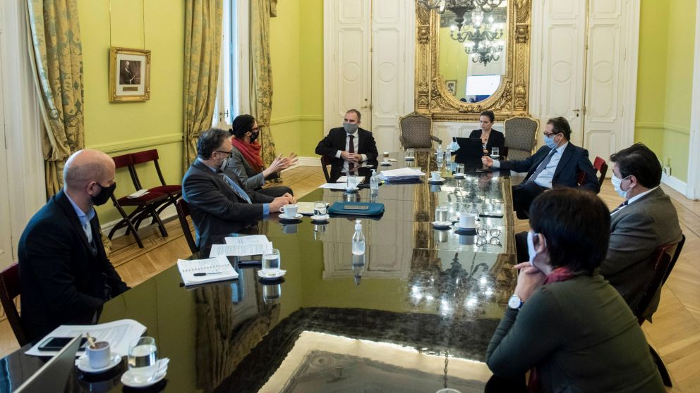 El gabinete econ�mico ultim� detalles de la cuarta ronda del ATP.