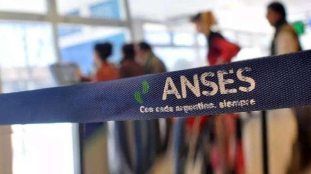 La titular de Anses, Fernanda Raverta, brindó detalles sobre cómo será el pago del nuevo IFE (Archivo).