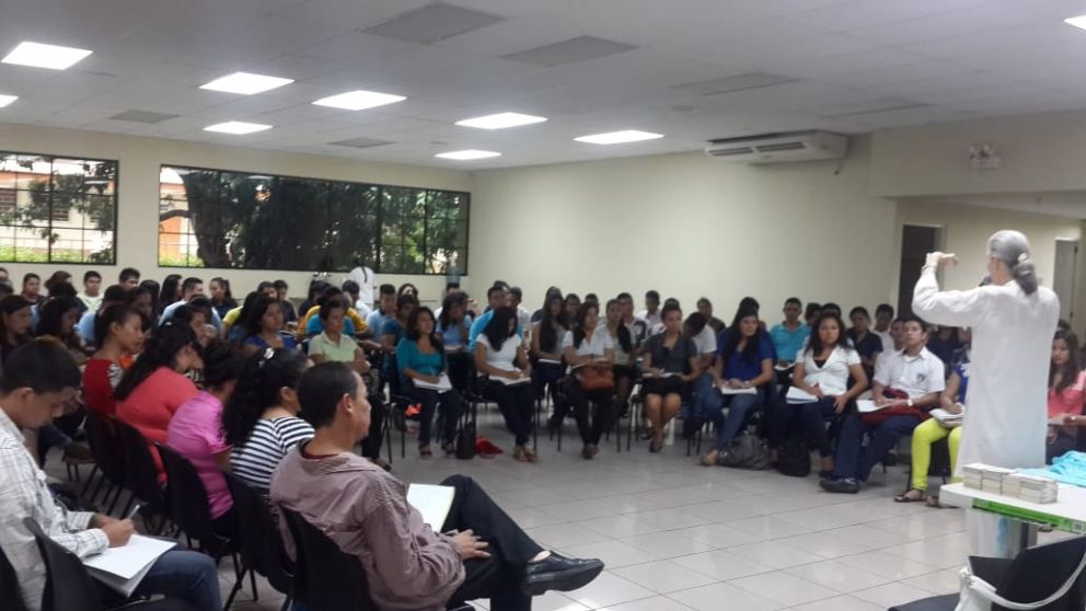 OTROS TIEMPOS. ESTE TIPO DE REUNIONES AHORA SE HACEN POR ZOOM.