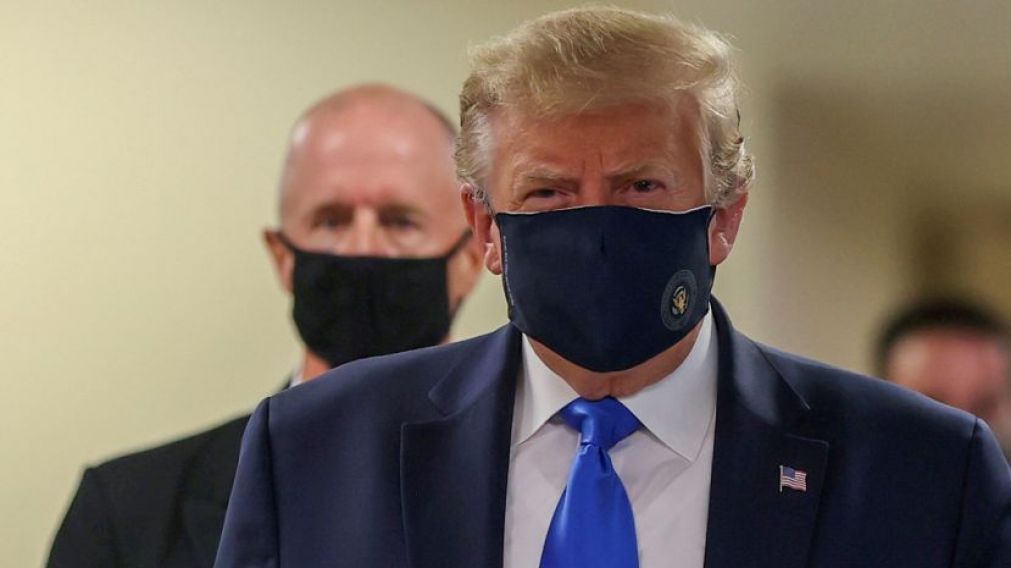 Marcha atrás: por temor al coronavirus, Trump suspende actos multitudinarios.
