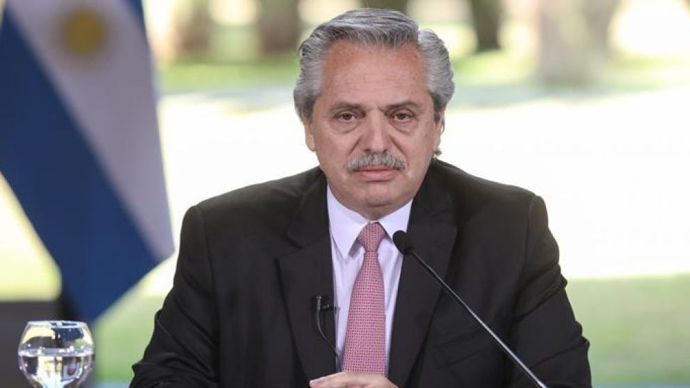 El presidente Alberto Fern�ndez firm� el decreto para la continuaci�n del aislamiento.