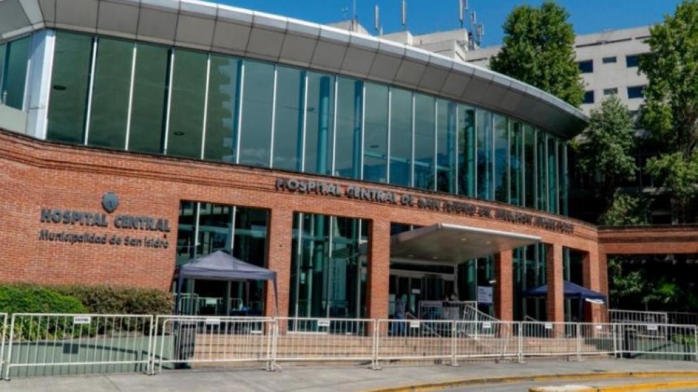 El individuo baleado se encuentra internado en este centro asistencial, en el norte del conurbano.