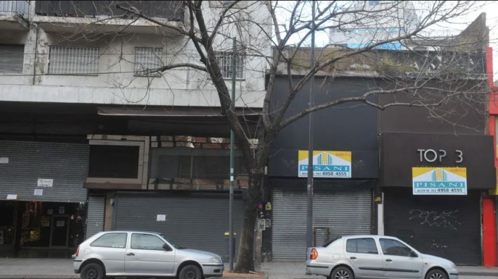 El frente de la vivienda donde ocurri� el crimen.