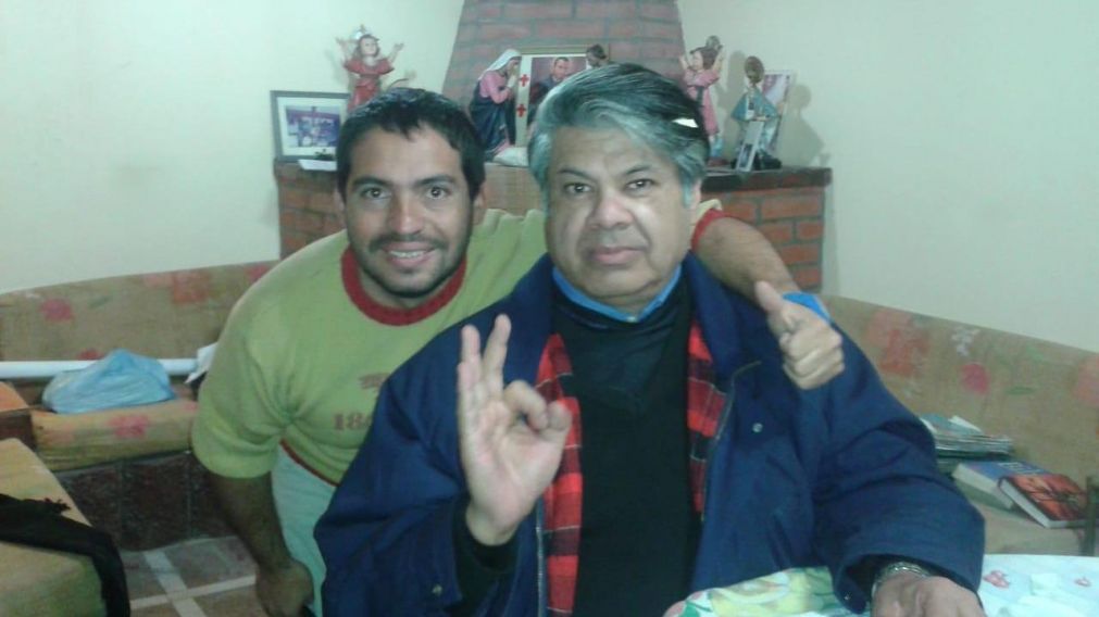 Investigan si la muerta del sacerdote Oscar Ju�rez se trat� de un homicido.