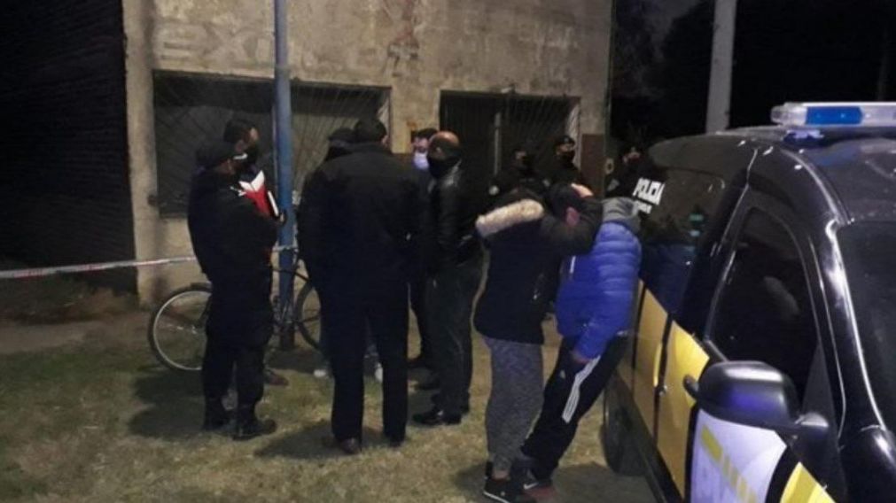 El cuerpo de la menor fue encontrado en un descampado. 