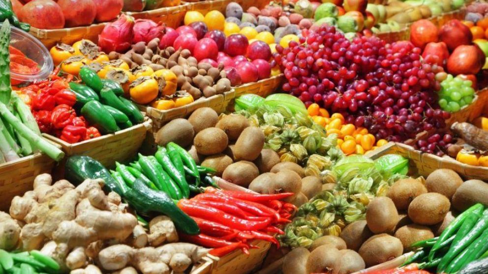 El Mercado Central de Buenos Aires abastece el 20% del consumo nacional de frutas y verduras.