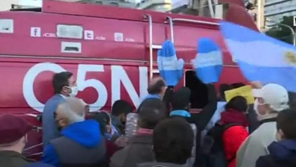 El ataque que sufrieron trabajadores de prensa de C5N.