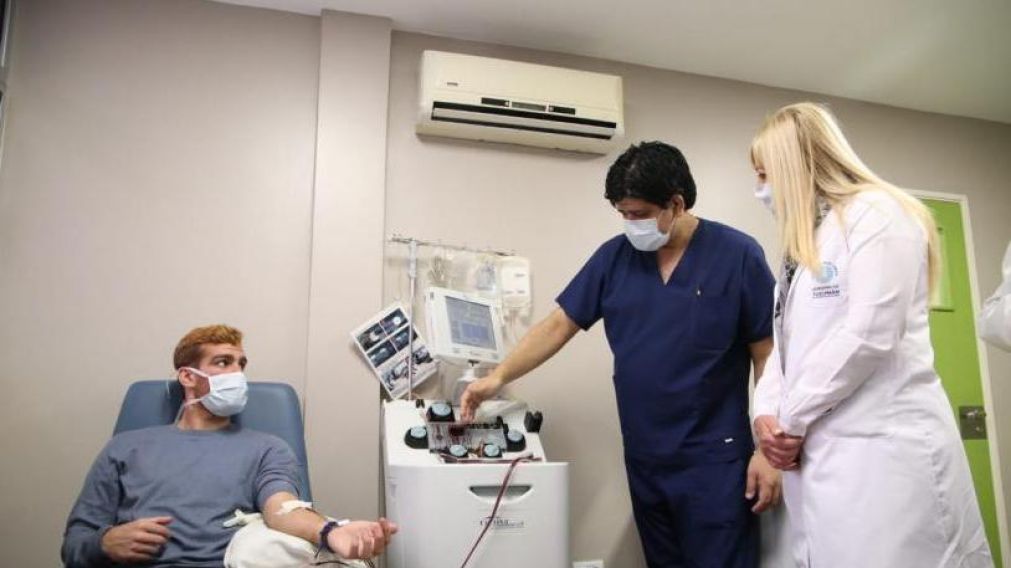 Se trata del primer tratamiento de transfusión de plasma que se realiza en la provincia.
